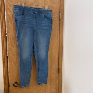 Classic Denim Skinny Jeans for Women